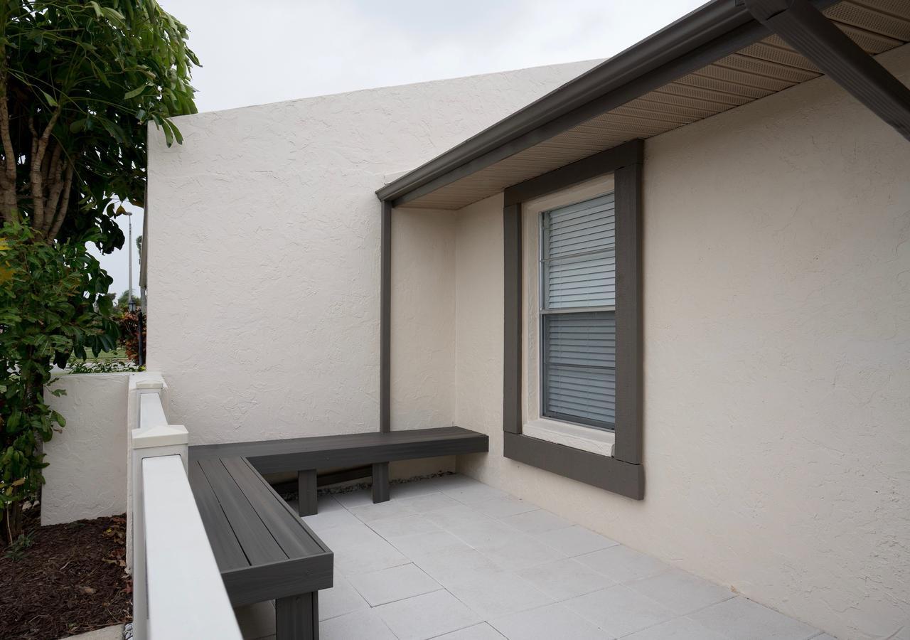 Oasis Villa Retreat 브레던톤 외부 사진